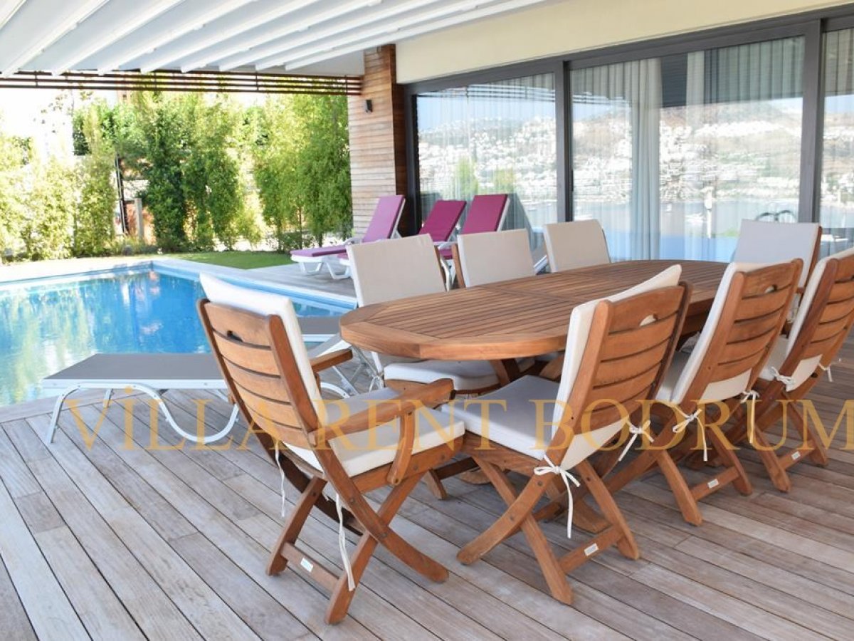 Bodrum Gündoğan'da 6 +1 Özel Havuzlu Sezonluk Kiralık Villa