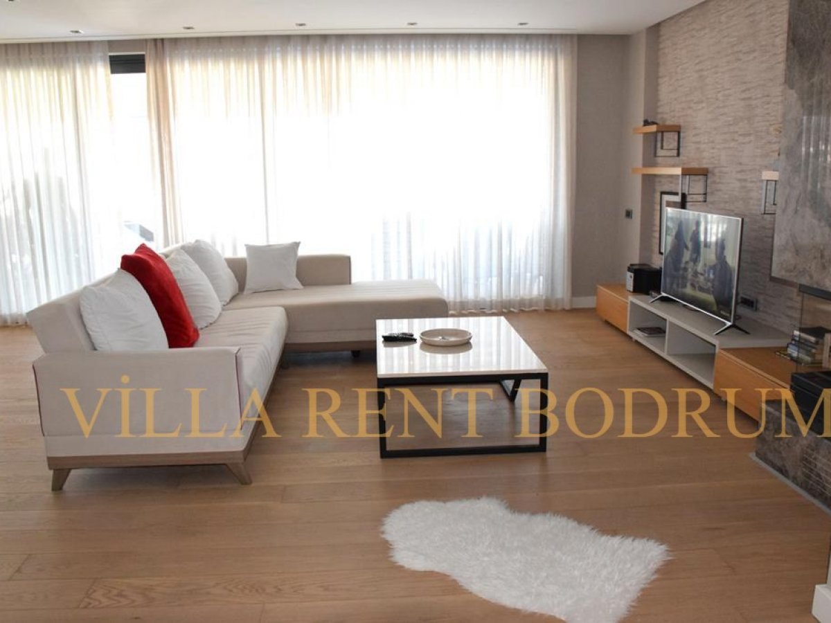 Bodrum Gündoğan'da 6 +1 Özel Havuzlu Sezonluk Kiralık Villa
