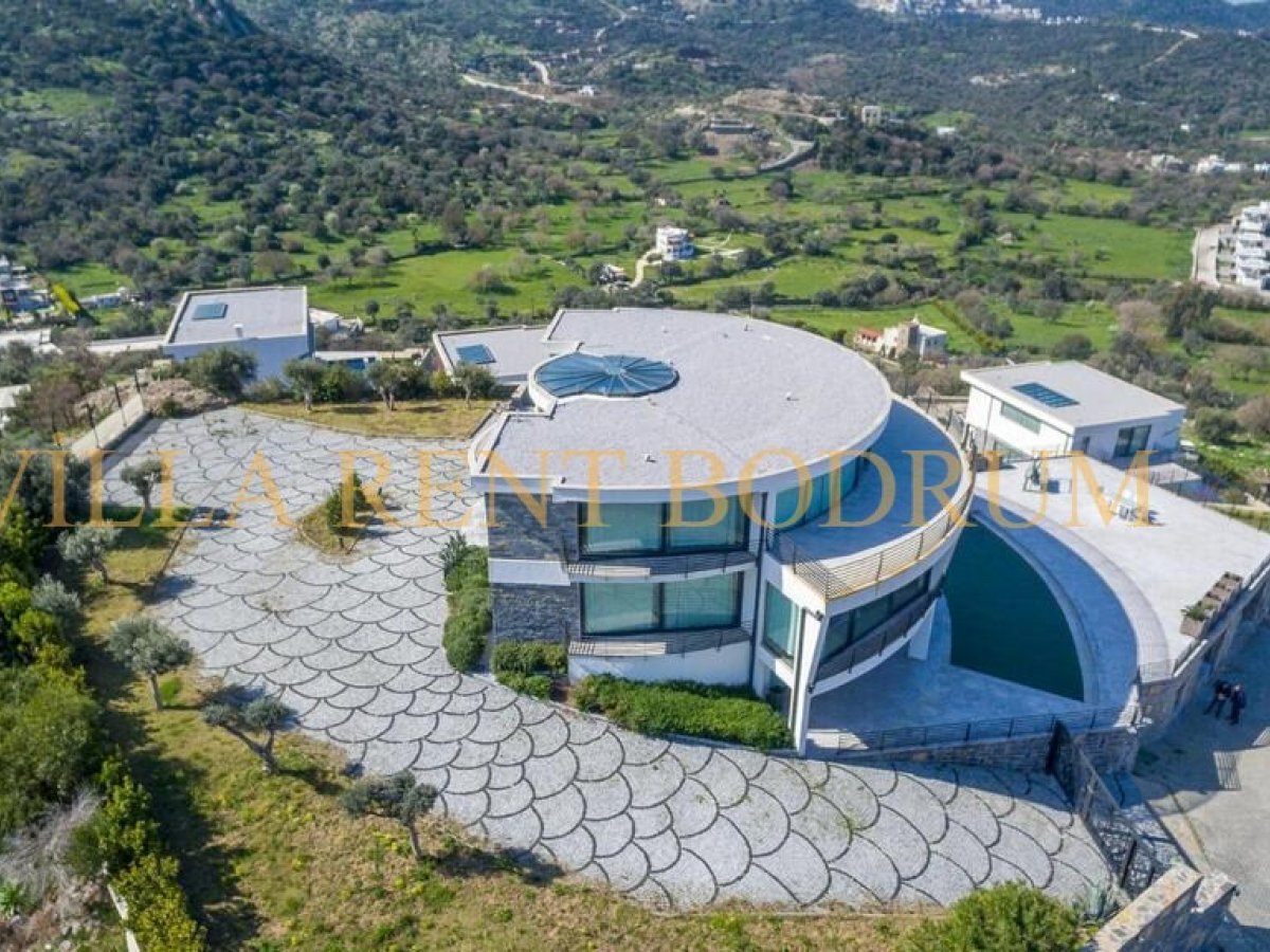 Bodrum Yalıkavak'ta 5+2 Özel Havuzlu Deniz Manzaralı Malikane