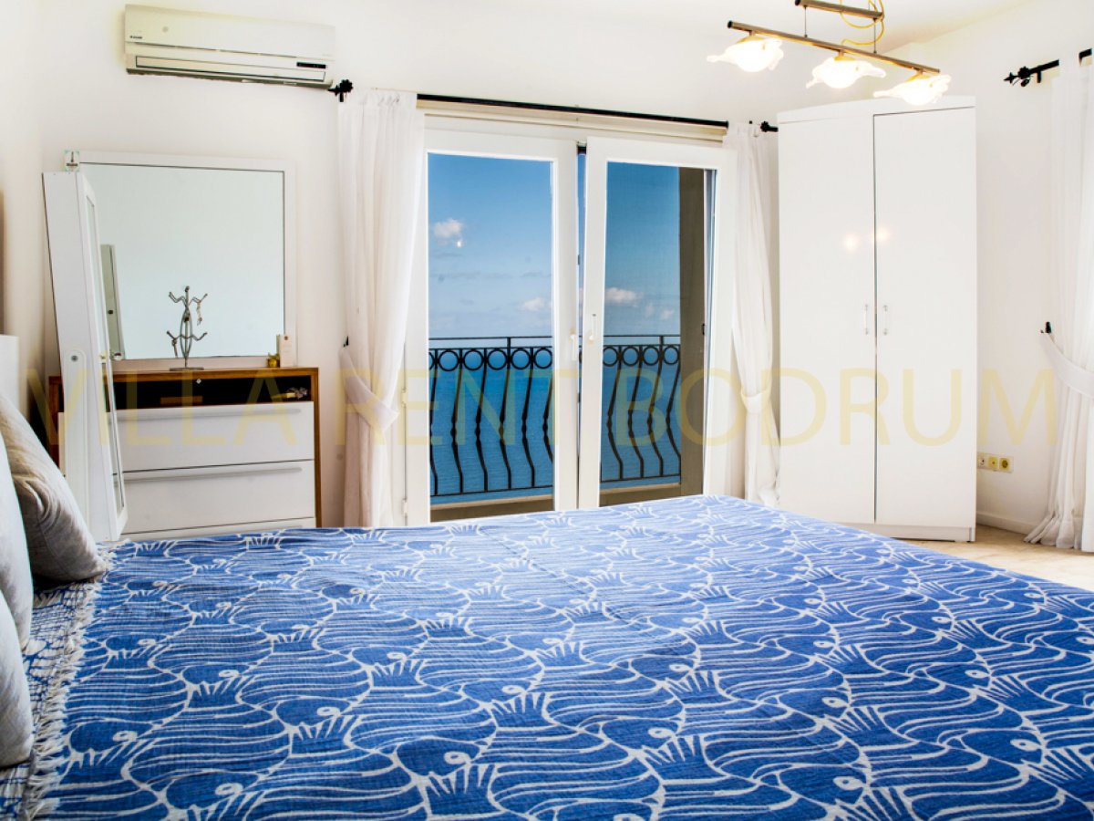 Bodrum Yalıkavak'ta Kiralık 4 Odalı Özel Havuzlu Yazlık Villa