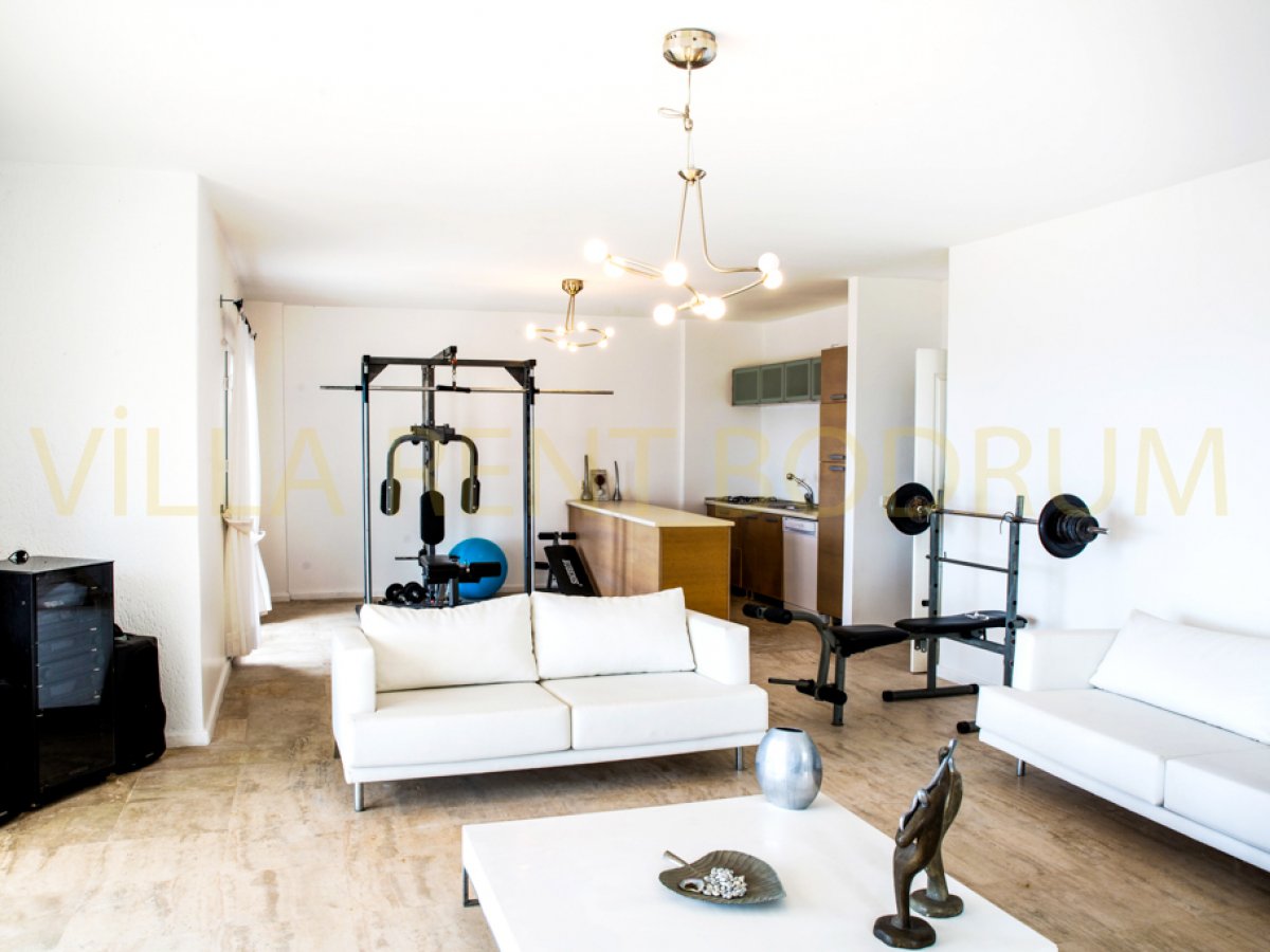 Bodrum Yalıkavak'ta Kiralık 4 Odalı Özel Havuzlu Yazlık Villa