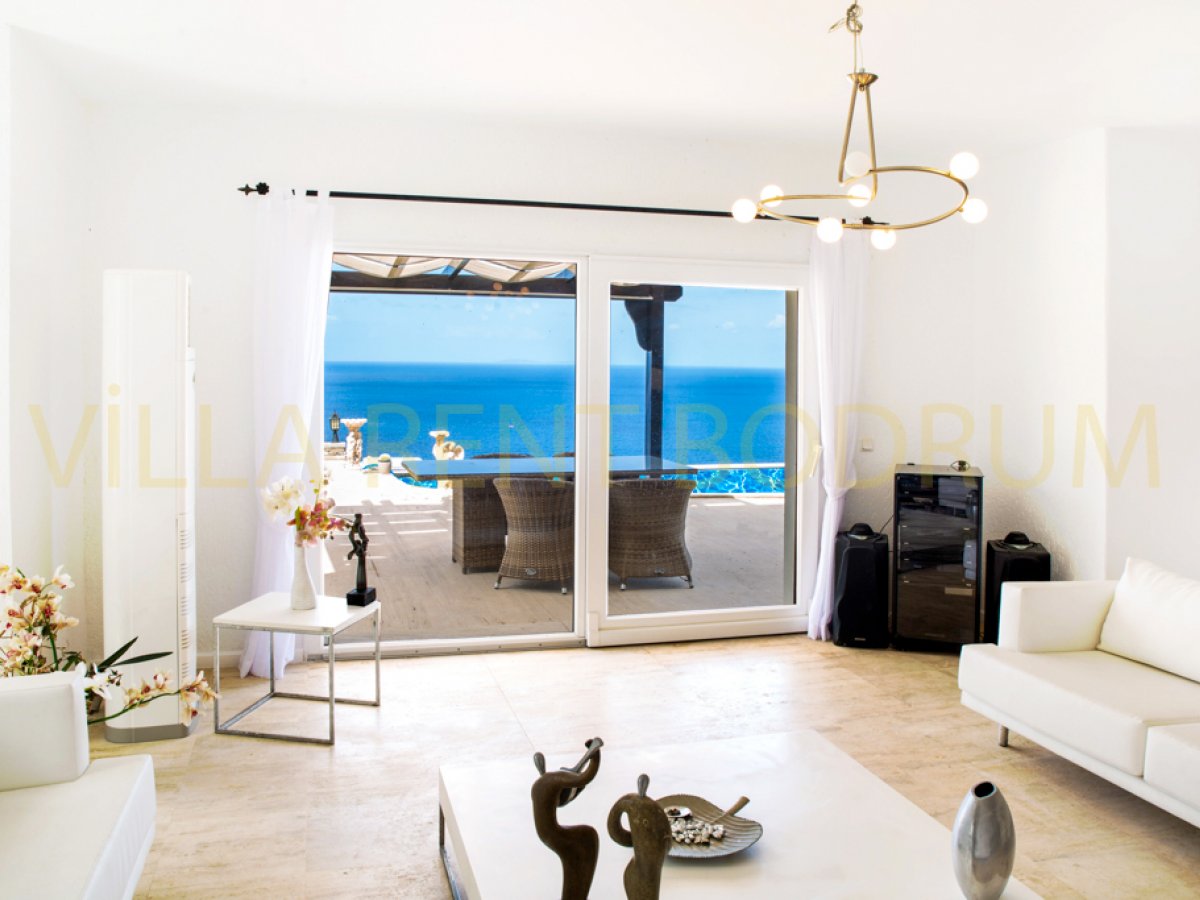Bodrum Yalıkavak'ta Kiralık 4 Odalı Özel Havuzlu Yazlık Villa