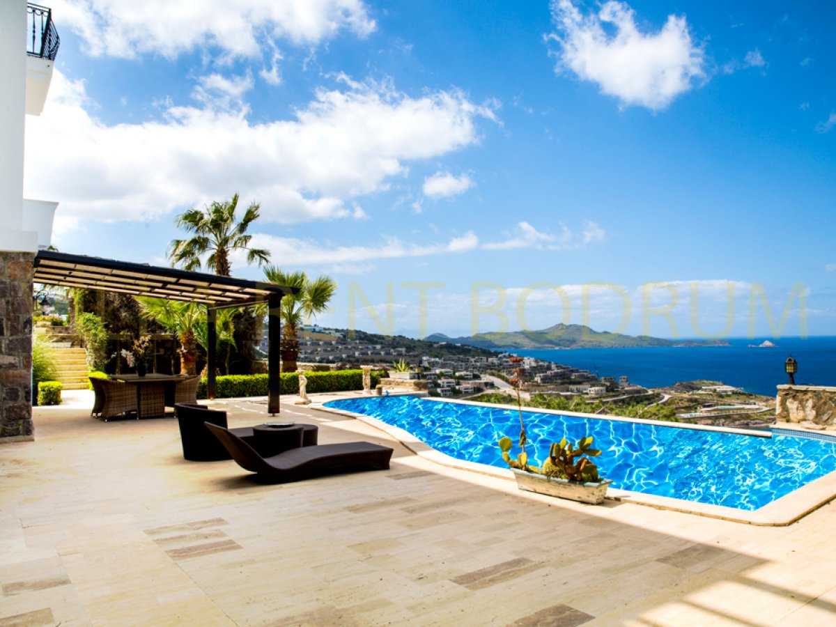 Bodrum Yalıkavak'ta Kiralık 4 Odalı Özel Havuzlu Yazlık Villa