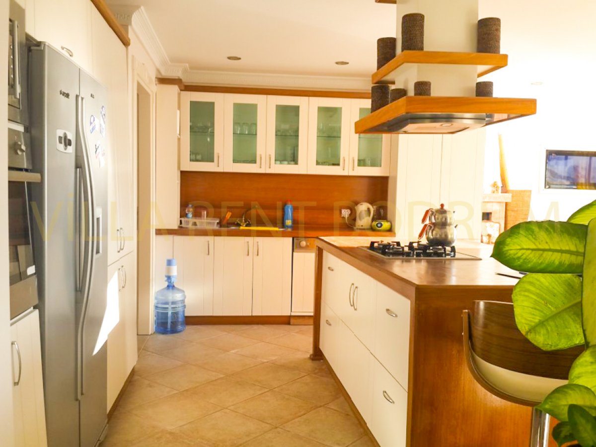 Bodrum Yalıkavak'ta 5+1 Doğa Ve Deniz Manzaralı Özel Havuzlu Kiralık Villa