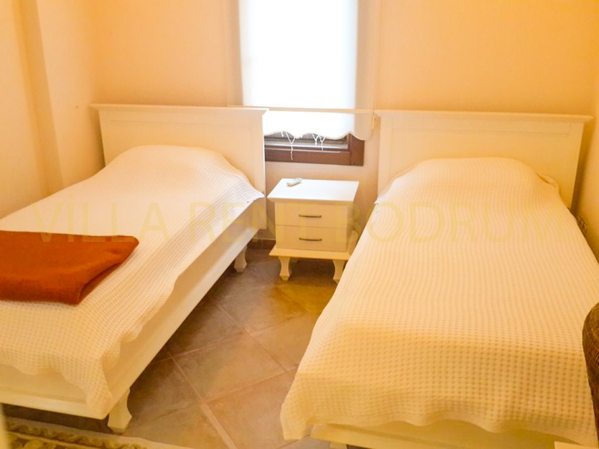 Bodrum Yalıkavak'ta 5+1 Doğa Ve Deniz Manzaralı Özel Havuzlu Kiralık Villa