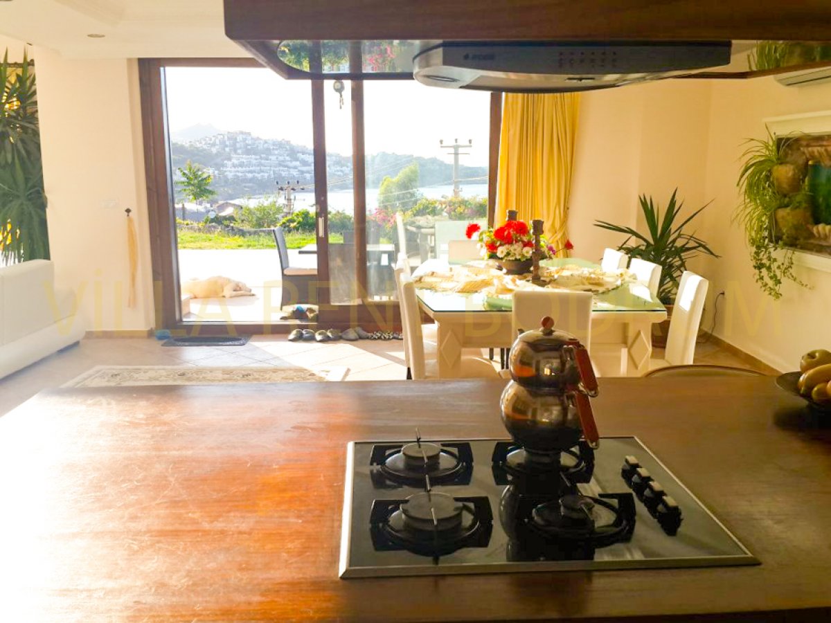 Bodrum Yalıkavak'ta 5+1 Doğa Ve Deniz Manzaralı Özel Havuzlu Kiralık Villa