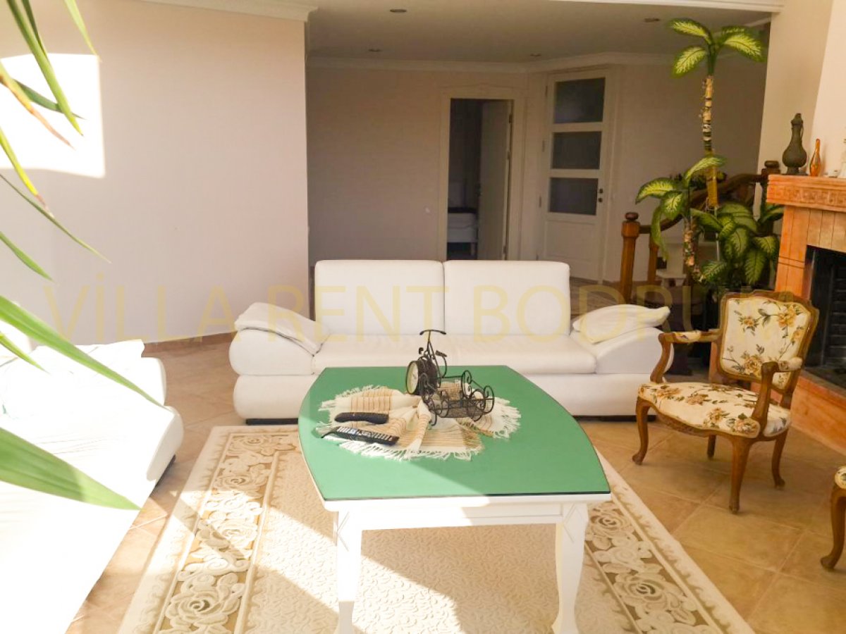 Bodrum Yalıkavak'ta 5+1 Doğa Ve Deniz Manzaralı Özel Havuzlu Kiralık Villa