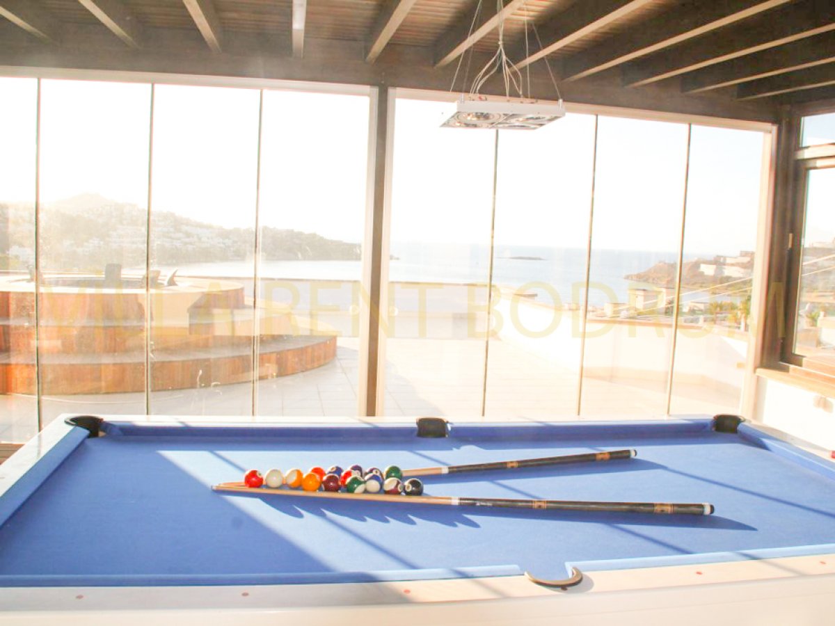 Bodrum Yalıkavak'ta 5+1 Doğa Ve Deniz Manzaralı Özel Havuzlu Kiralık Villa