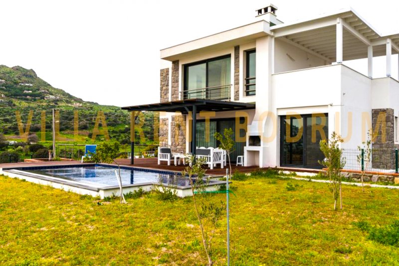 ORTAKENT 3+1 HAVUZLU FULL DENİZ MANZARALI TRİPLEX VİLLA