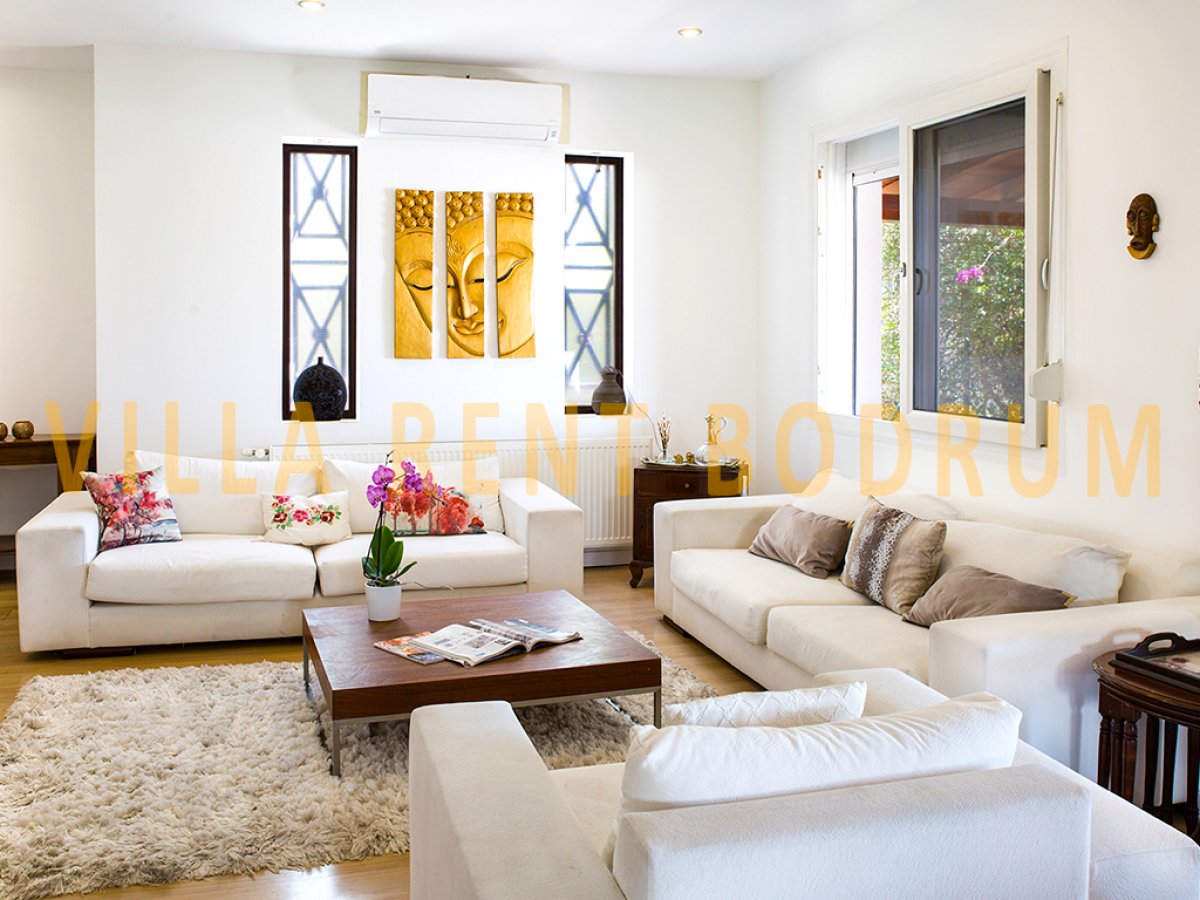 Bodrum Merkezde 5 Odalı Özel Havuzlu Villa