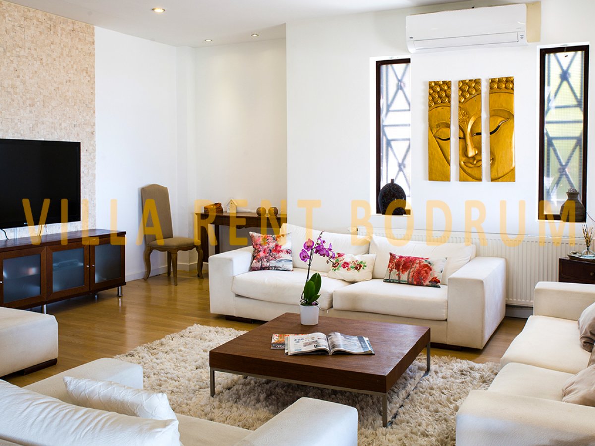 Bodrum Merkezde 5 Odalı Özel Havuzlu Villa