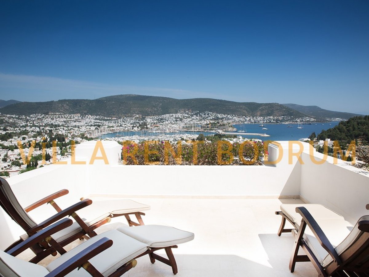 Bodrum Bardakçı'da 6 Odalı Deniz Manzaralı Villa