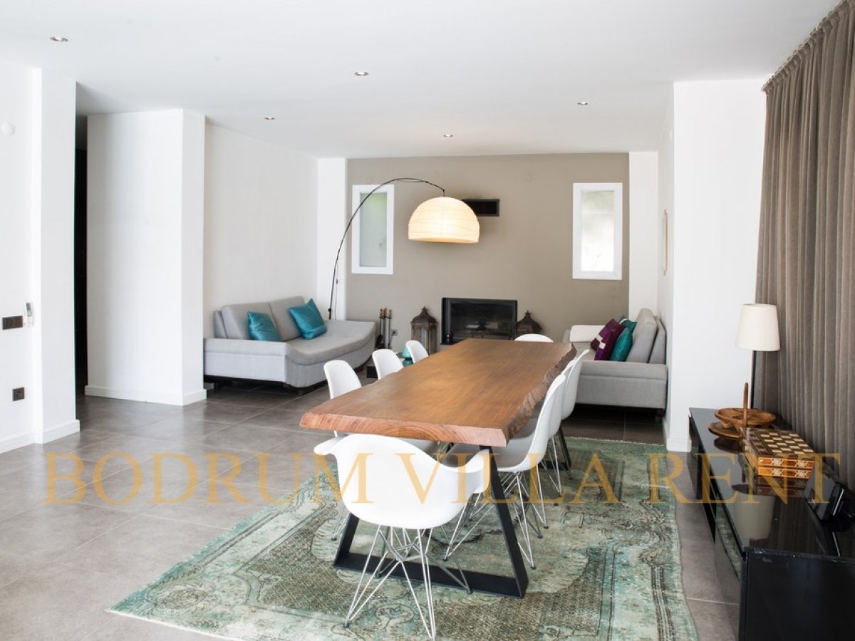 Bodrumda 3 Odalı Özel Havuzlu Dubleks Kiralık Müstakil Villa