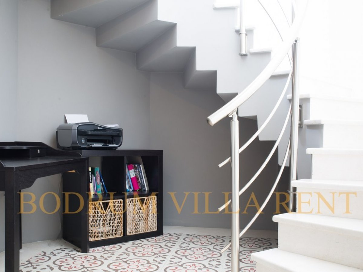 Bodrumda 3 Odalı Özel Havuzlu Dubleks Kiralık Müstakil Villa