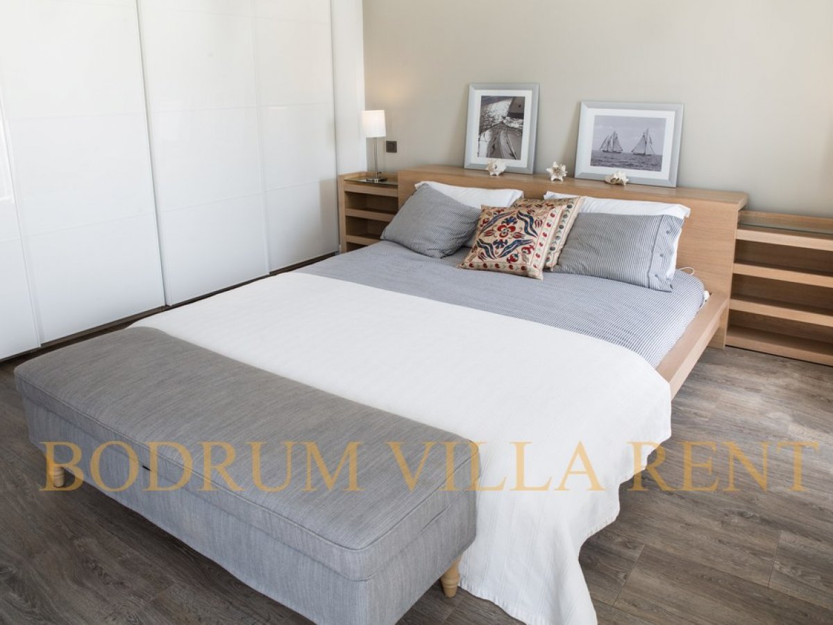 Bodrumda 3 Odalı Özel Havuzlu Dubleks Kiralık Müstakil Villa